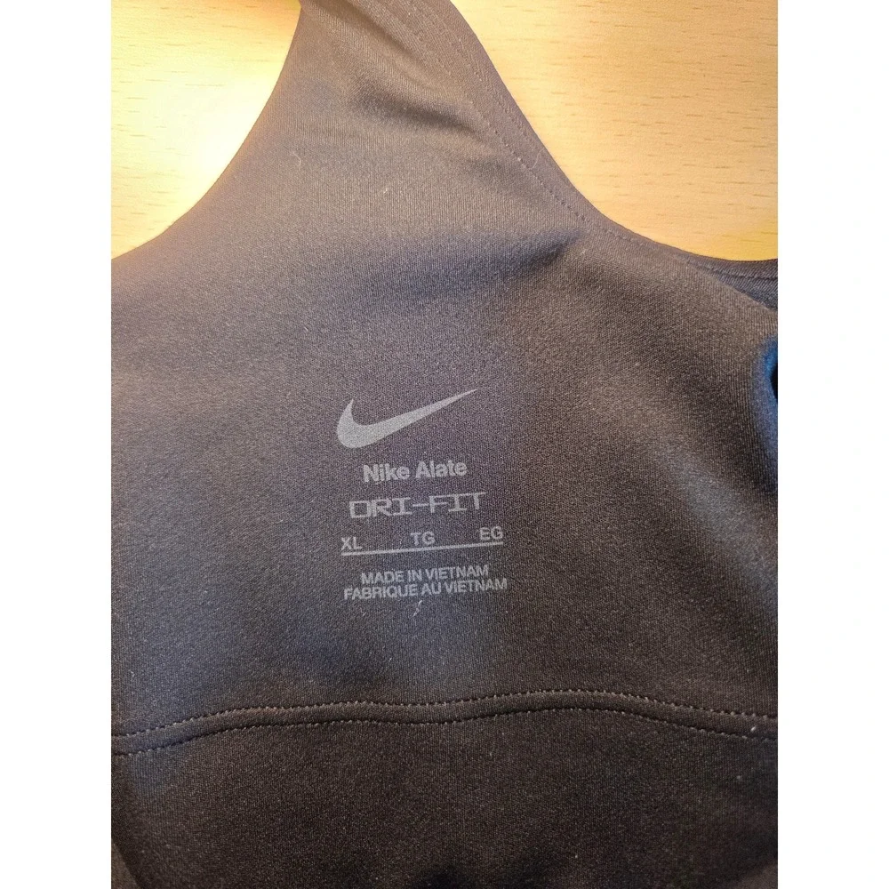 Nike Alate Dri-FIT Sports Bra Tank Top Black V-Neck Racerback XL DO6619-010